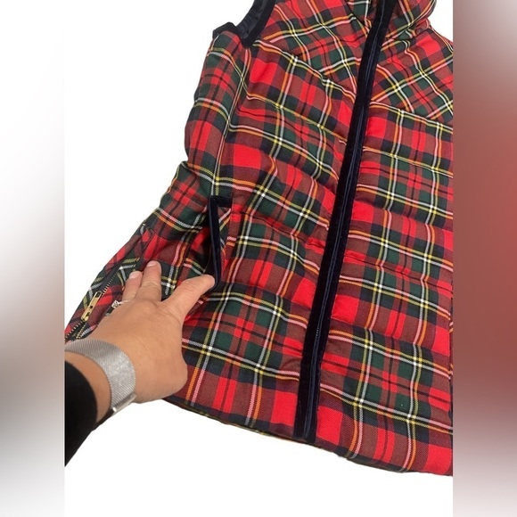 J. CREW PUFFER VEST - Picture 4 of 12